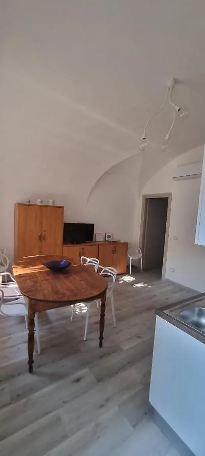 Casa Di Edo Apartment Imperia 0*,